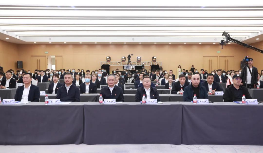 1686188229105694.jpg 640.jpg